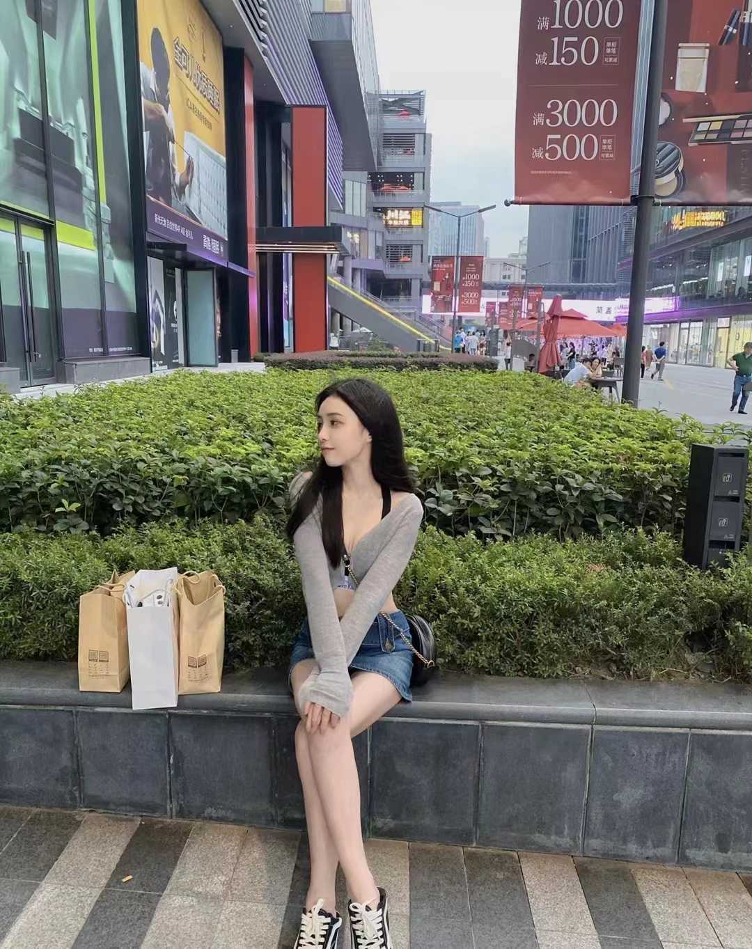 被调教过的极品嫩妹