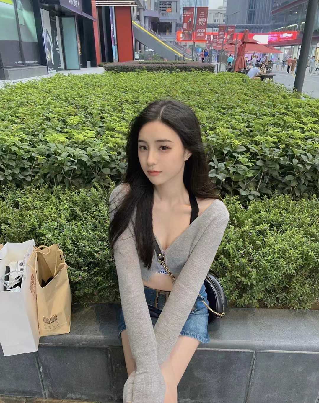 被调教过的极品嫩妹