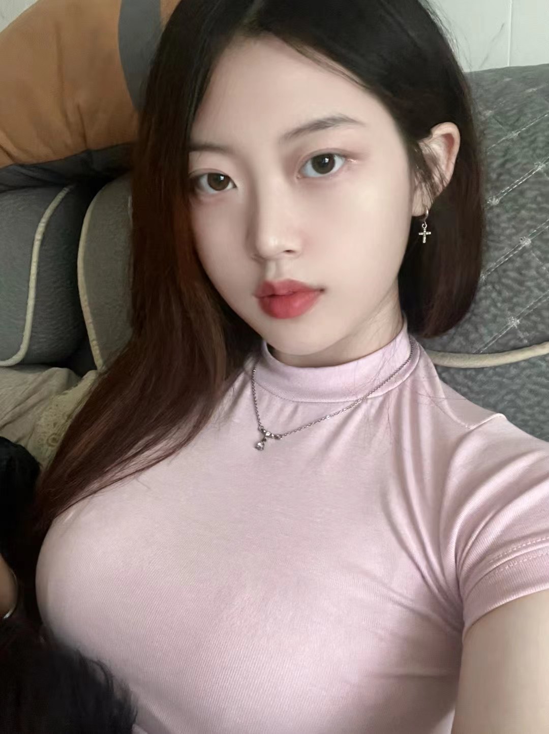 极品大胸美女，温柔体贴