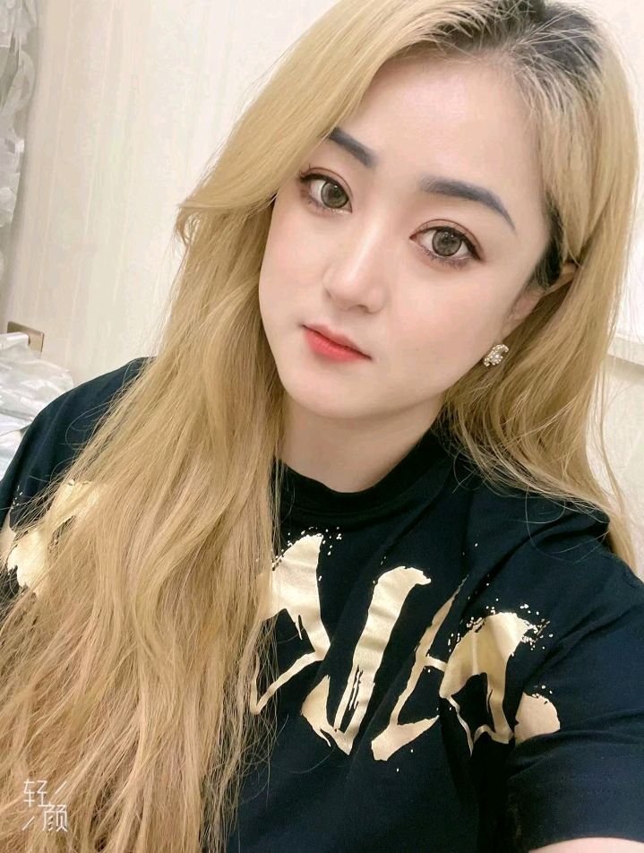 乌鲁木齐服务型美女