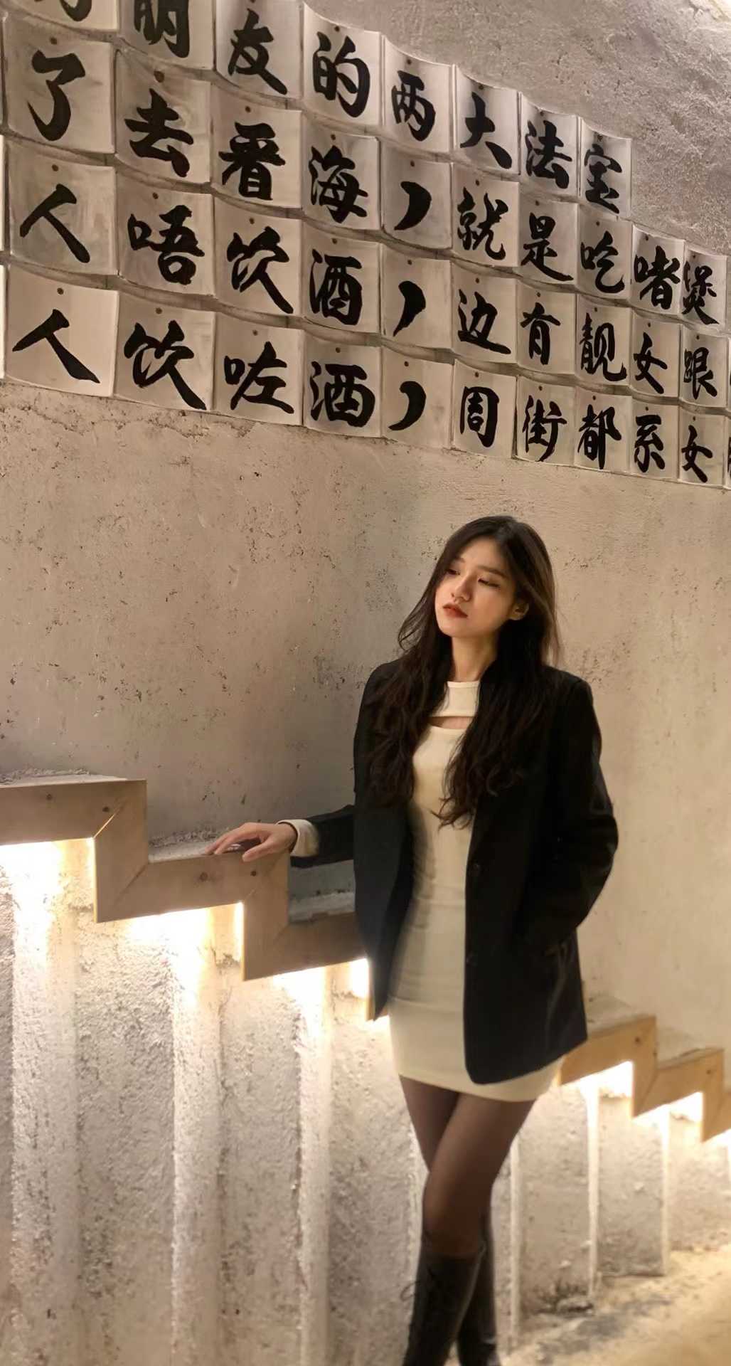 玩的很开，干的叫主人