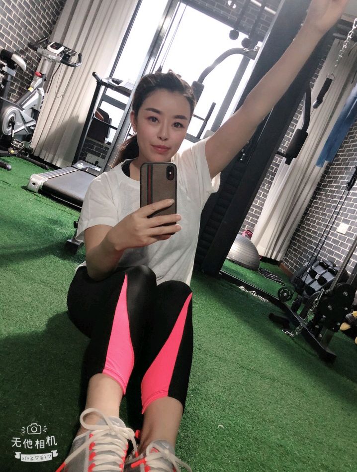 重庆健身小姐姐蜜桃臀