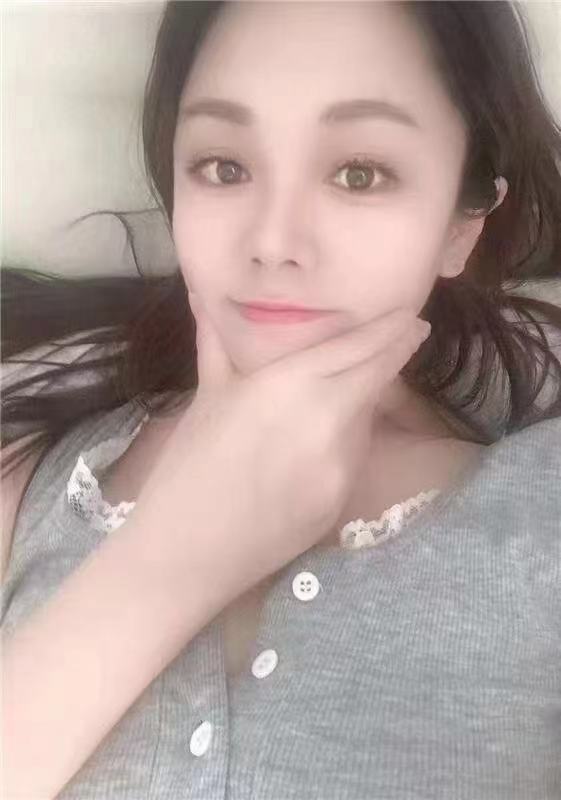 看着文静，但是玩的开