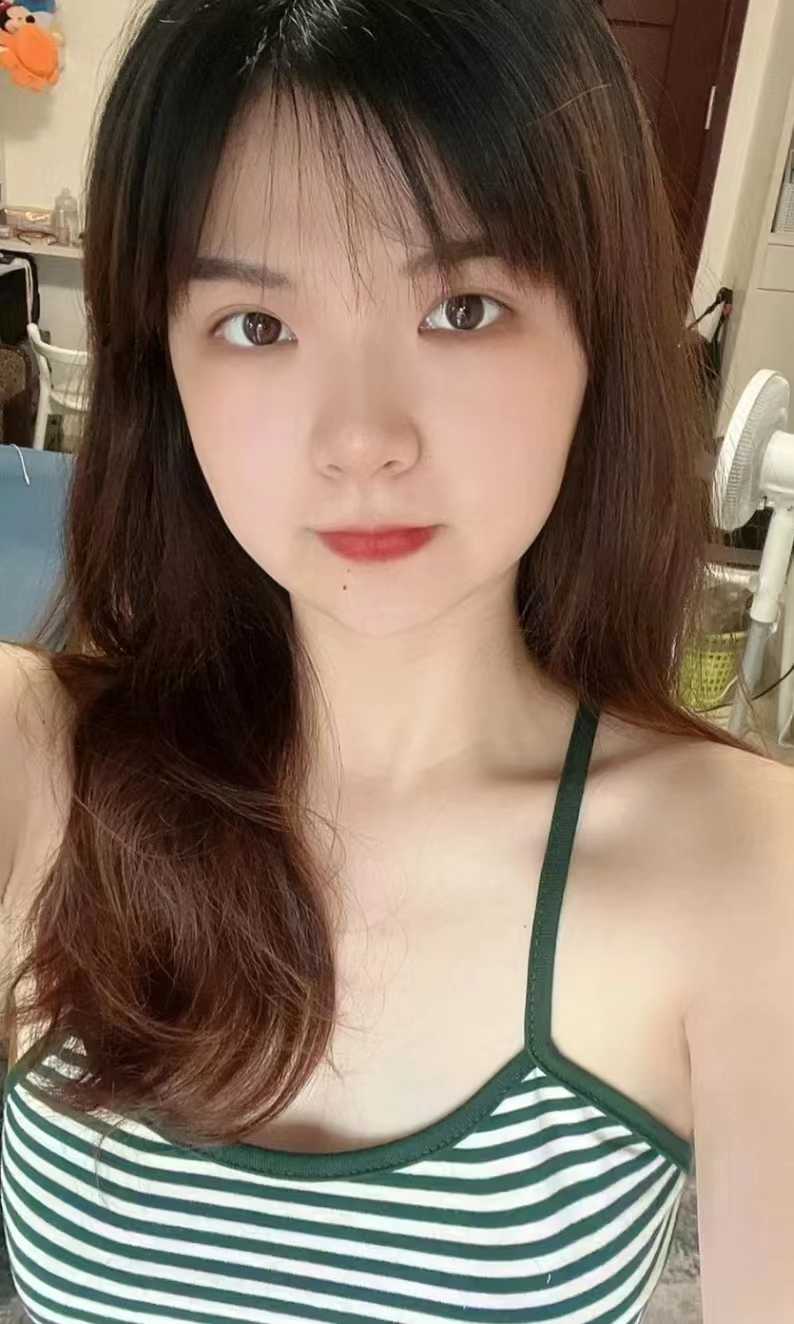 她特别享受的大叫起来，太爽了