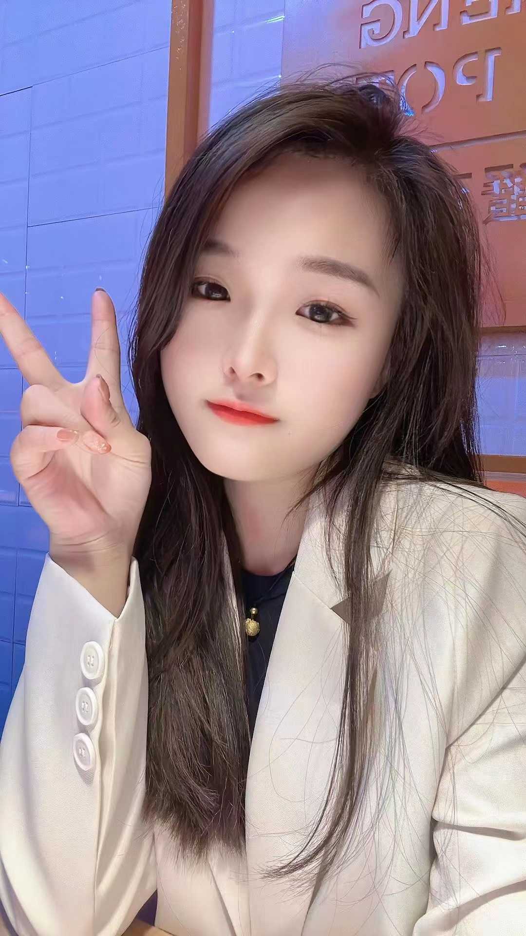 兼职妹子，很漂亮，活好