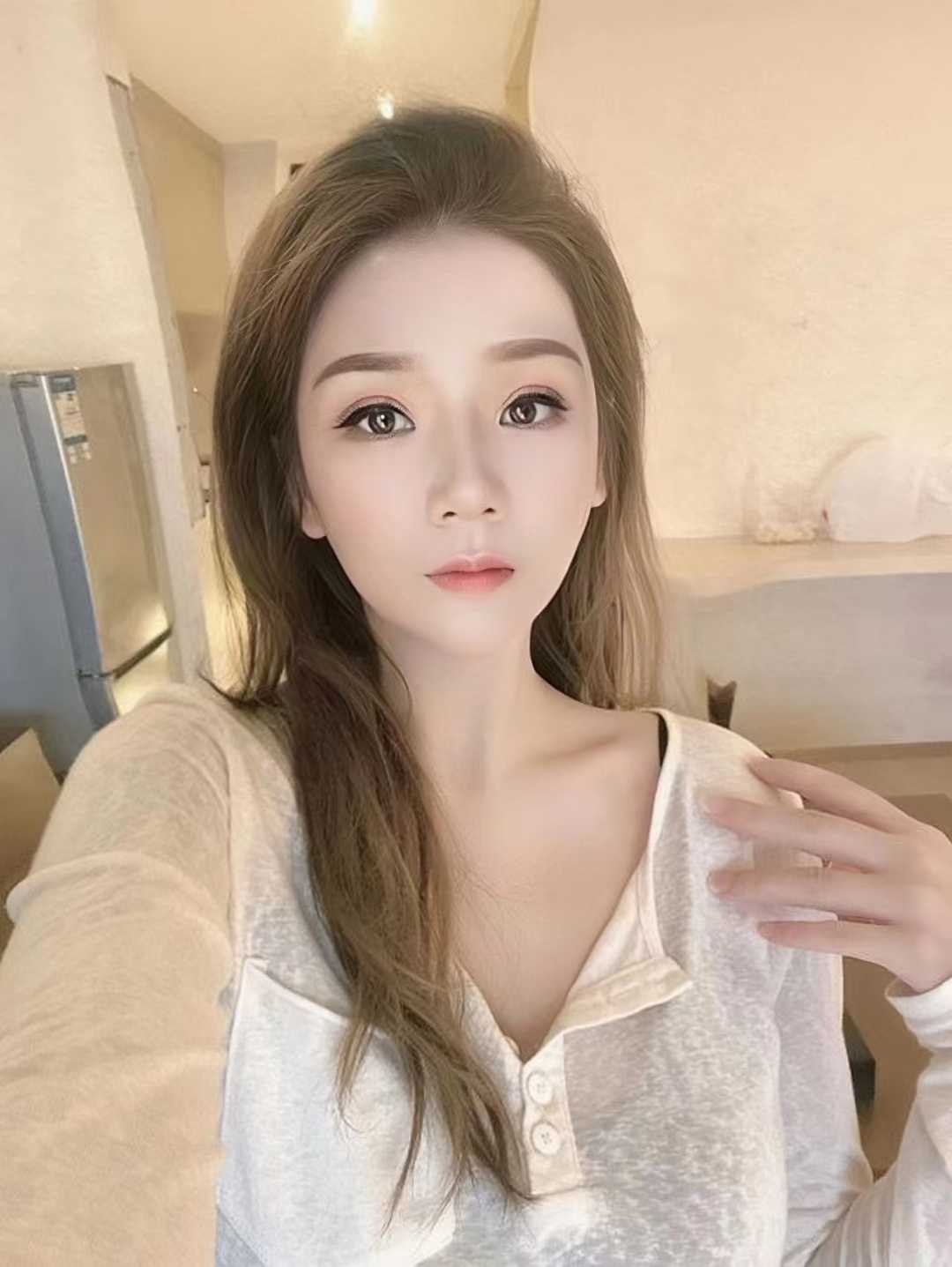 身材脸蛋巨好的妹妹