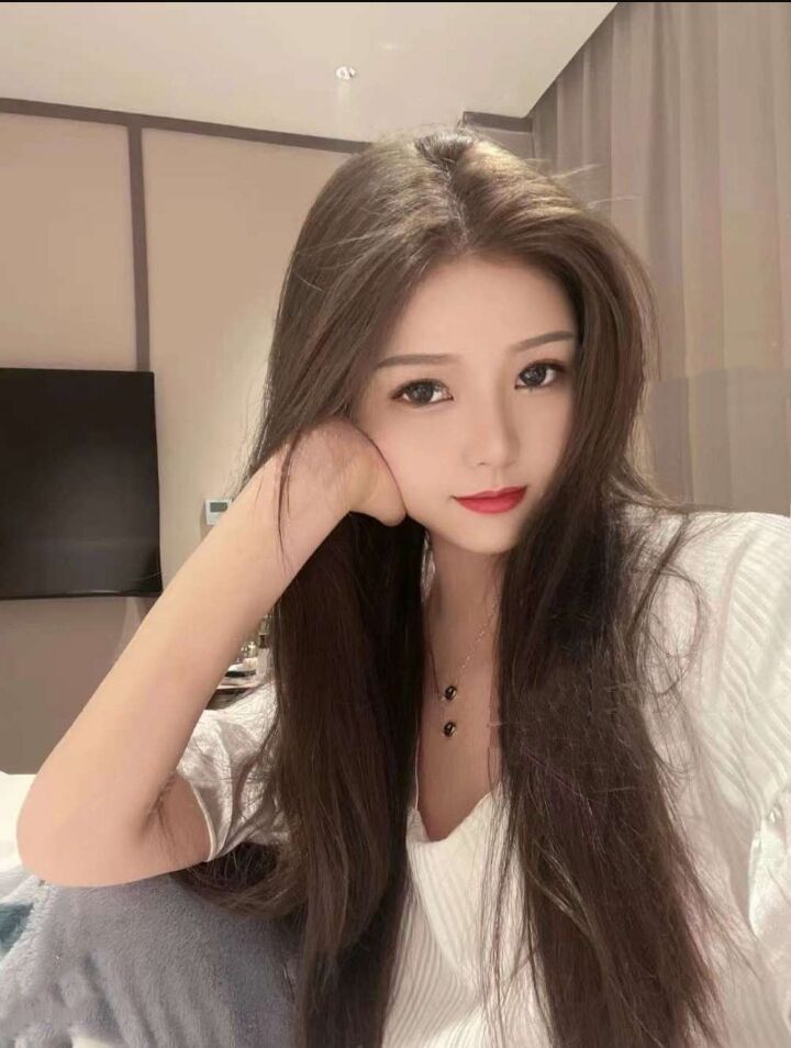 重庆甜美学生妹妹