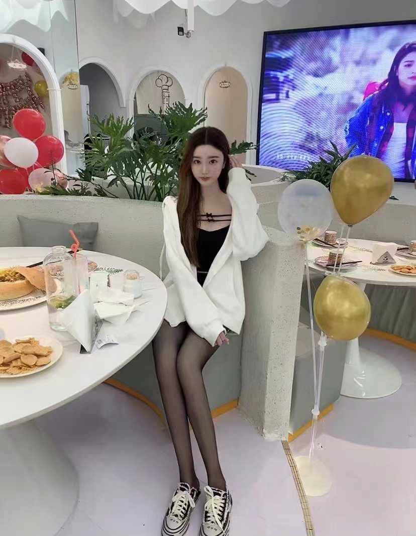 性感妹子筱不点