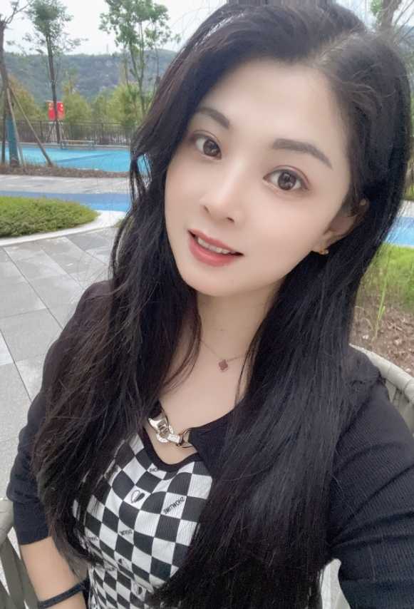 子涵小姐姐很舒服