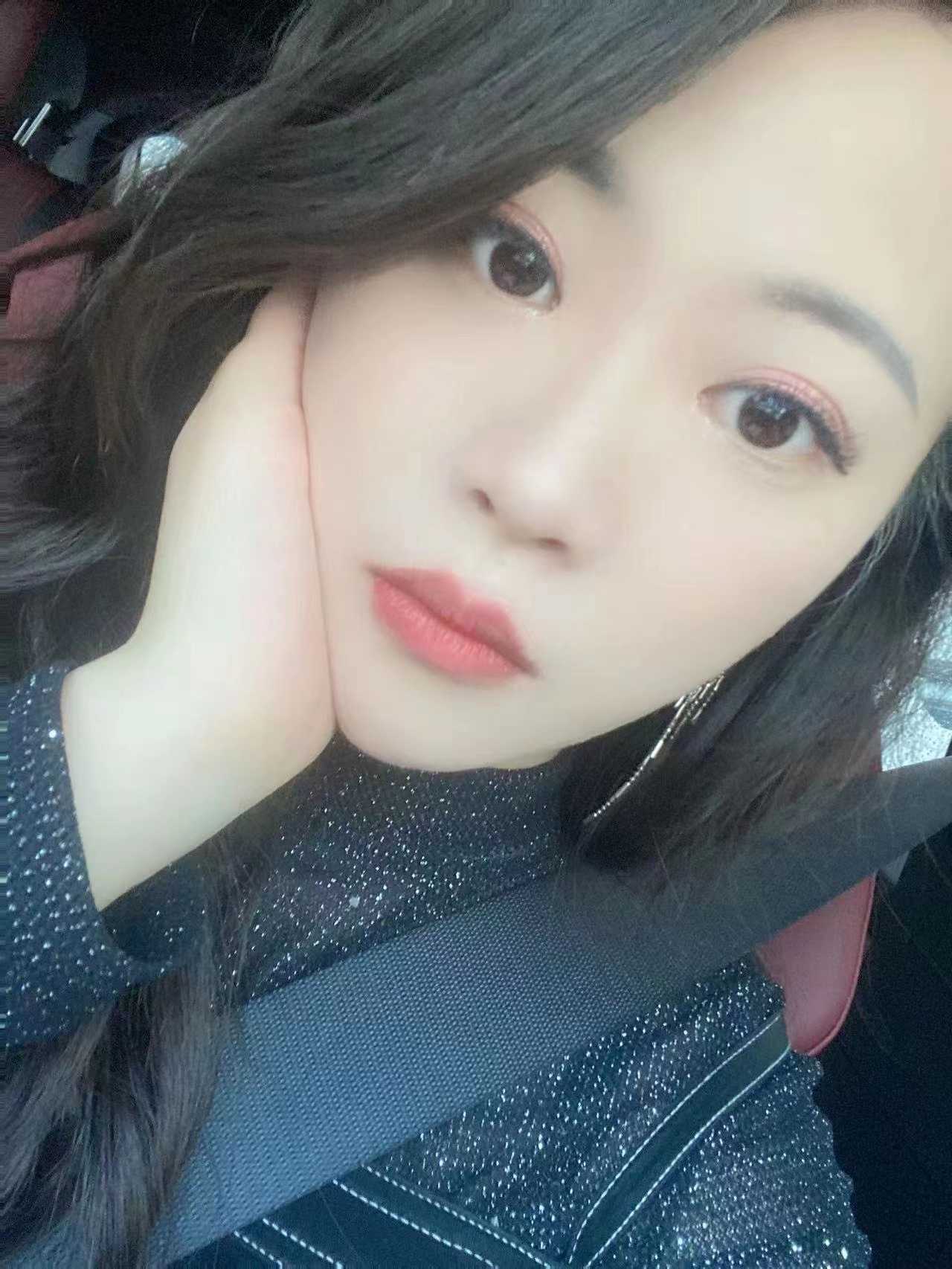 听话，玩的开，性格开朗