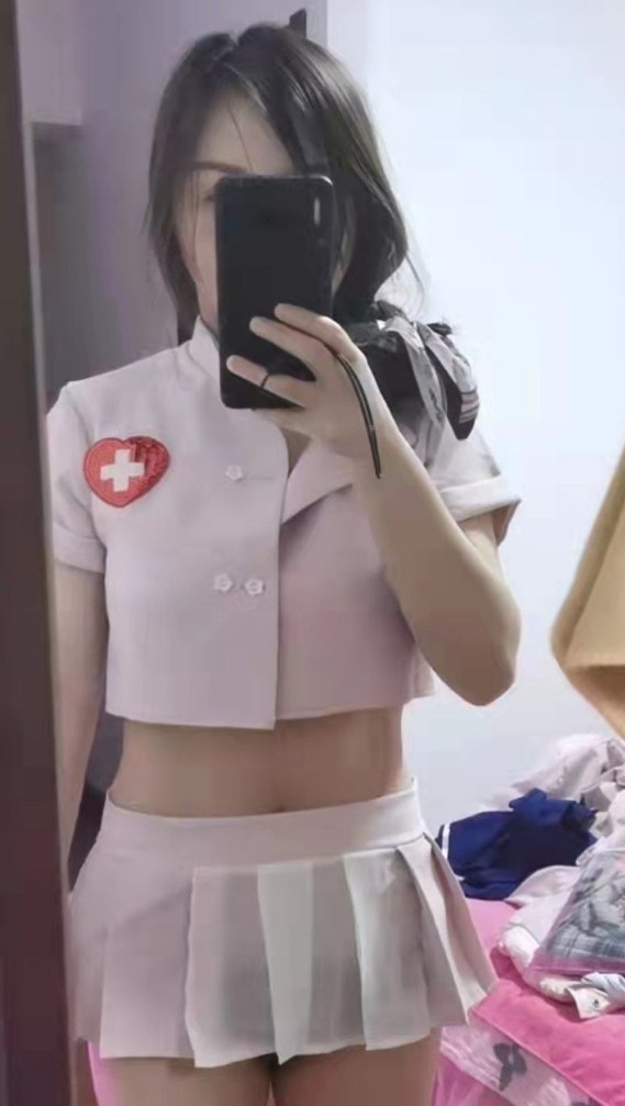 成熟美丽的小姐姐