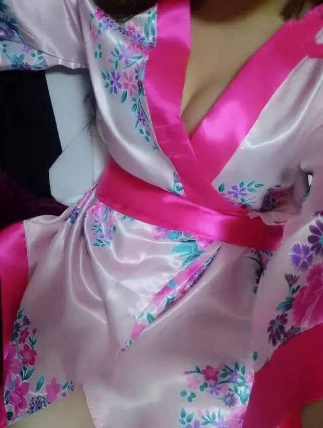 f罩杯的大奶牛一枚