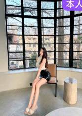 超级好看的嫩妹