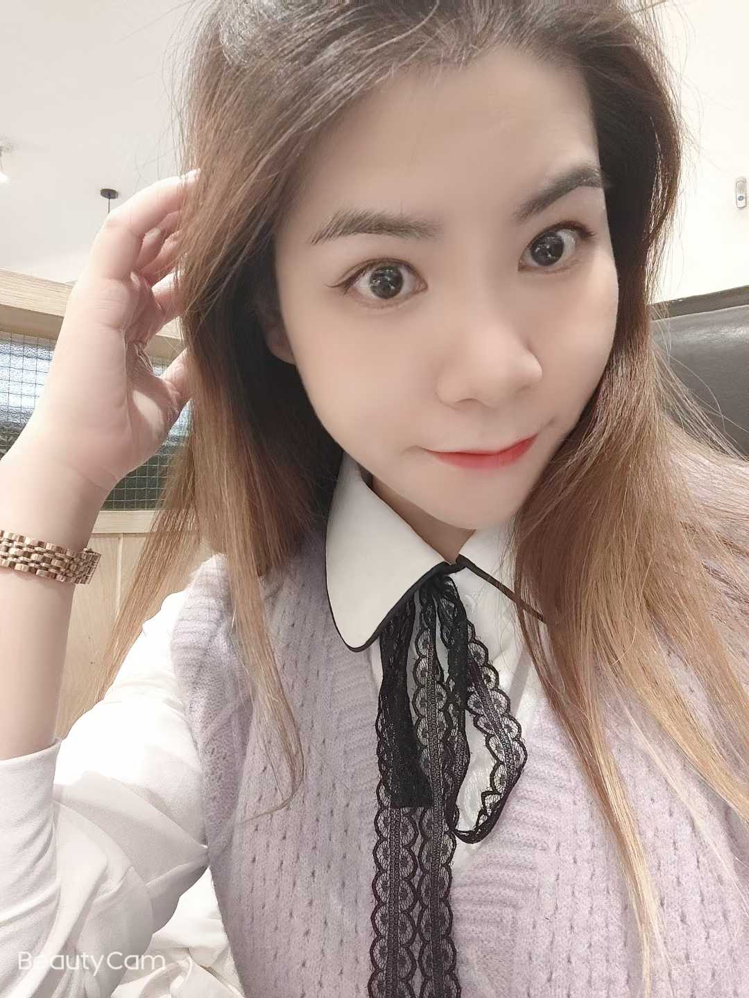 丰满性感少妇林