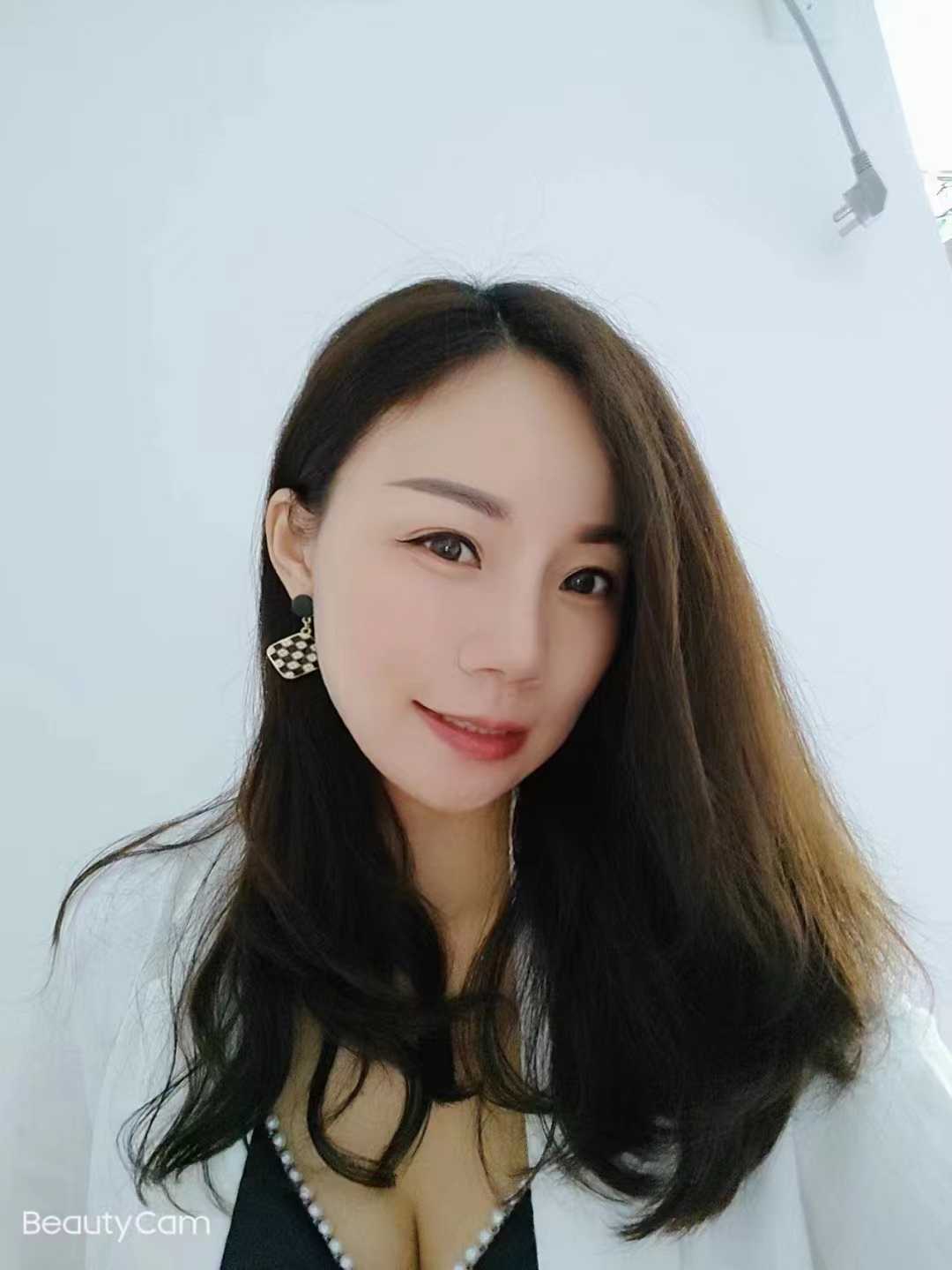 欲女型的，特别Sao，吞蛋吸蛋