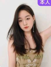 胸前有料，小腿纤细，有颜值