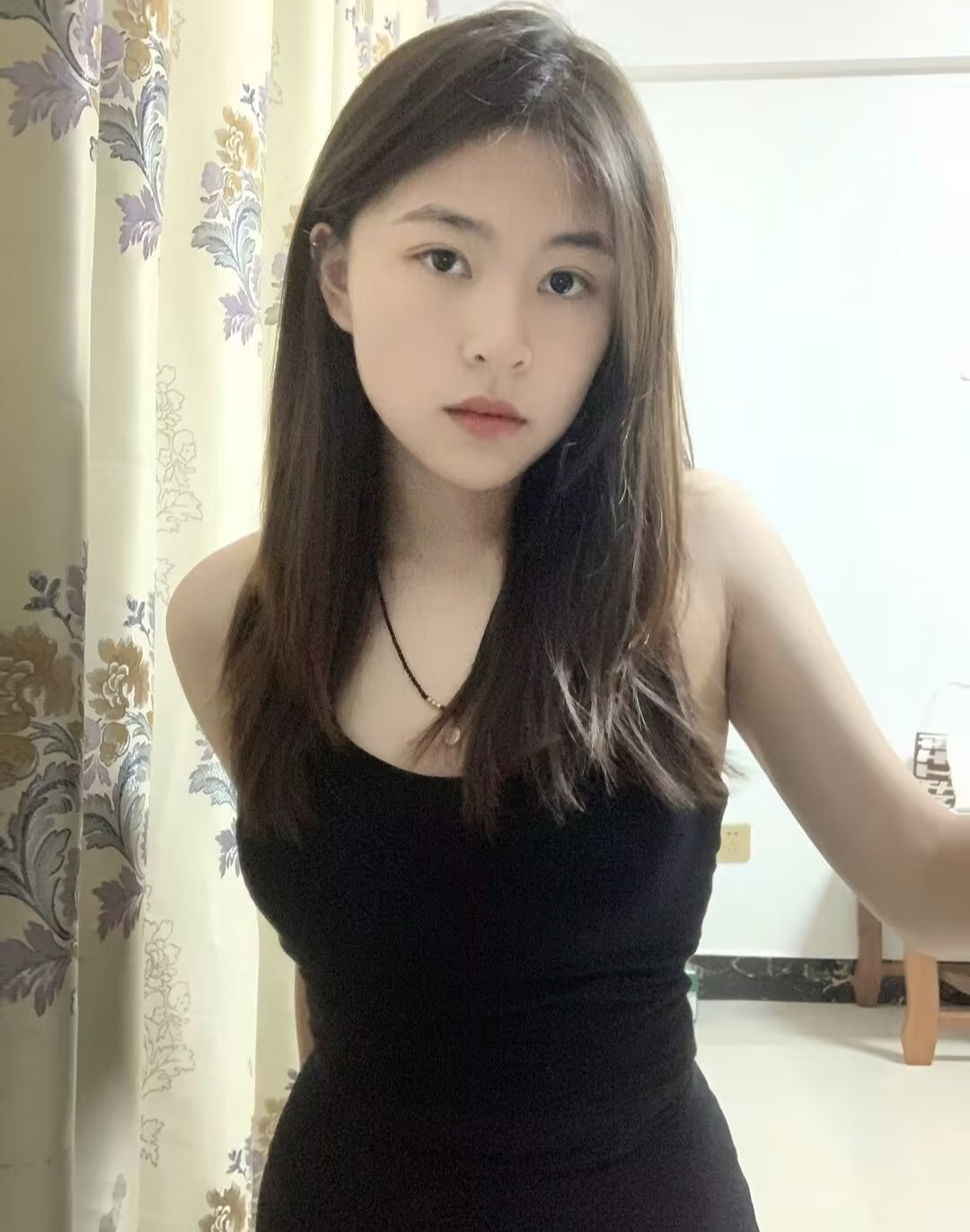 赛罕区嘉茂小美女