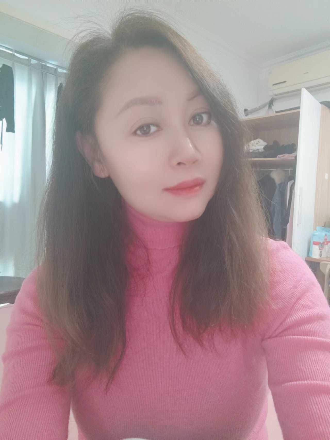 可以绿色按摩加彩色服务，全能型