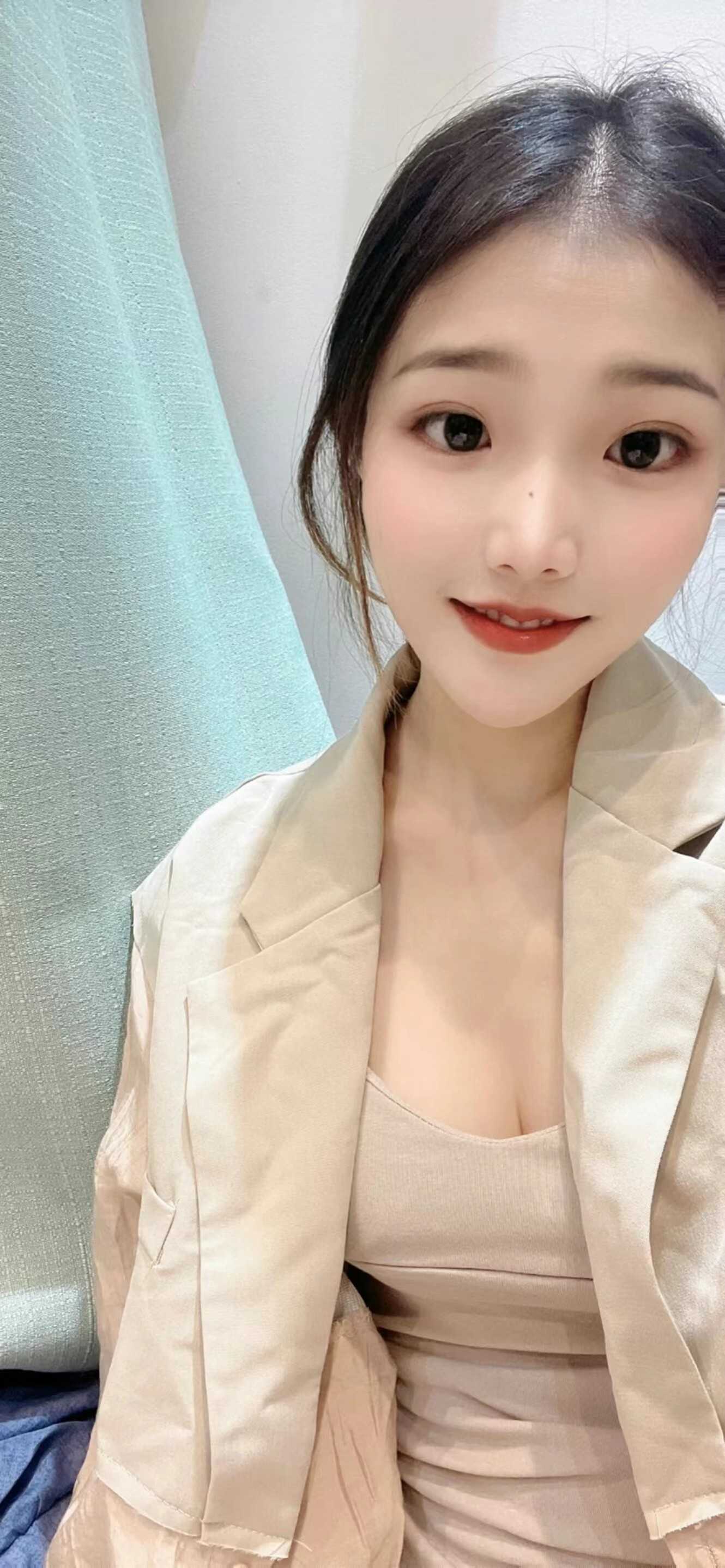 漂亮服务系小妹妹彤彤