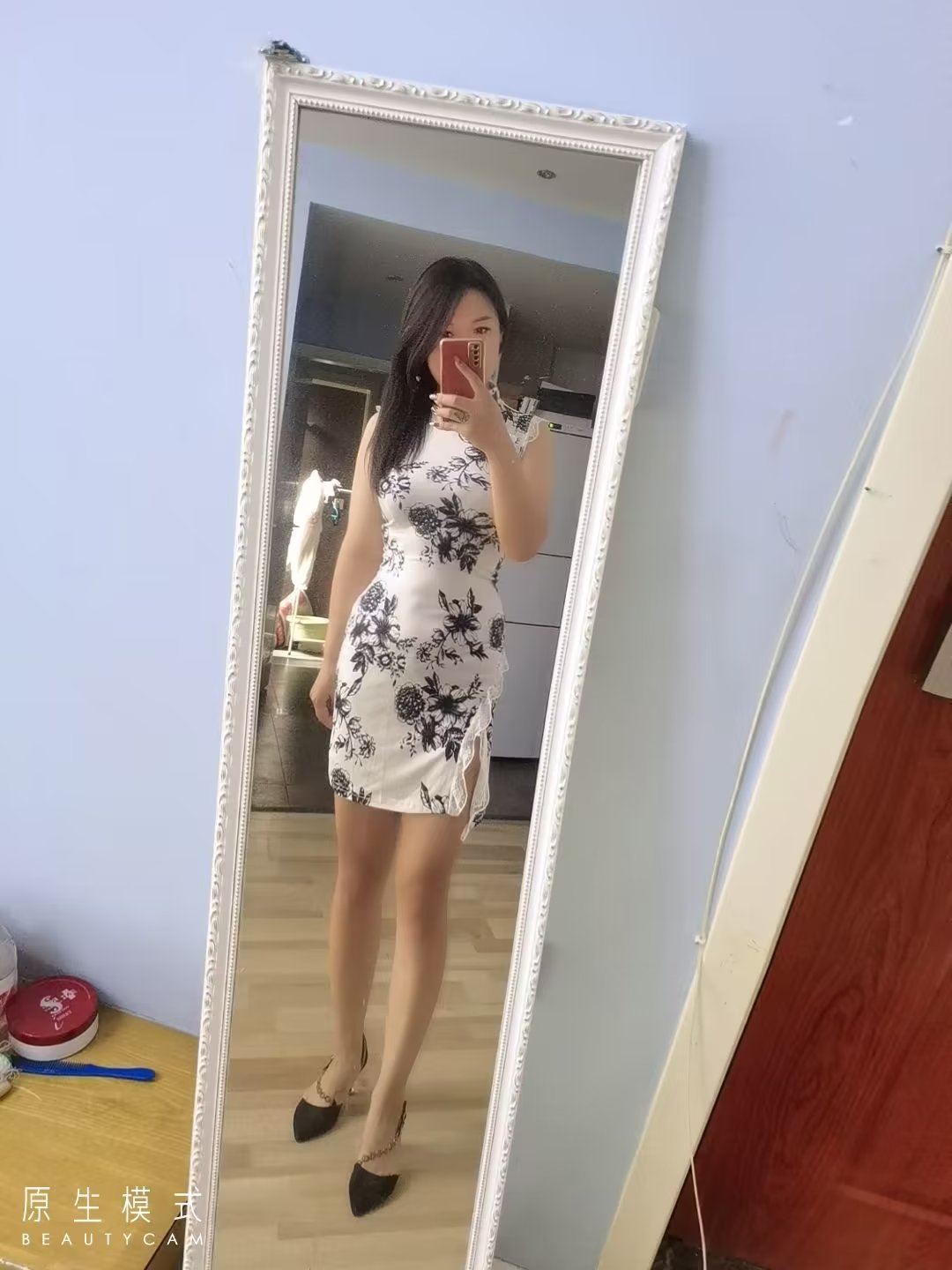 公寓爽记,肤白貌美大长腿