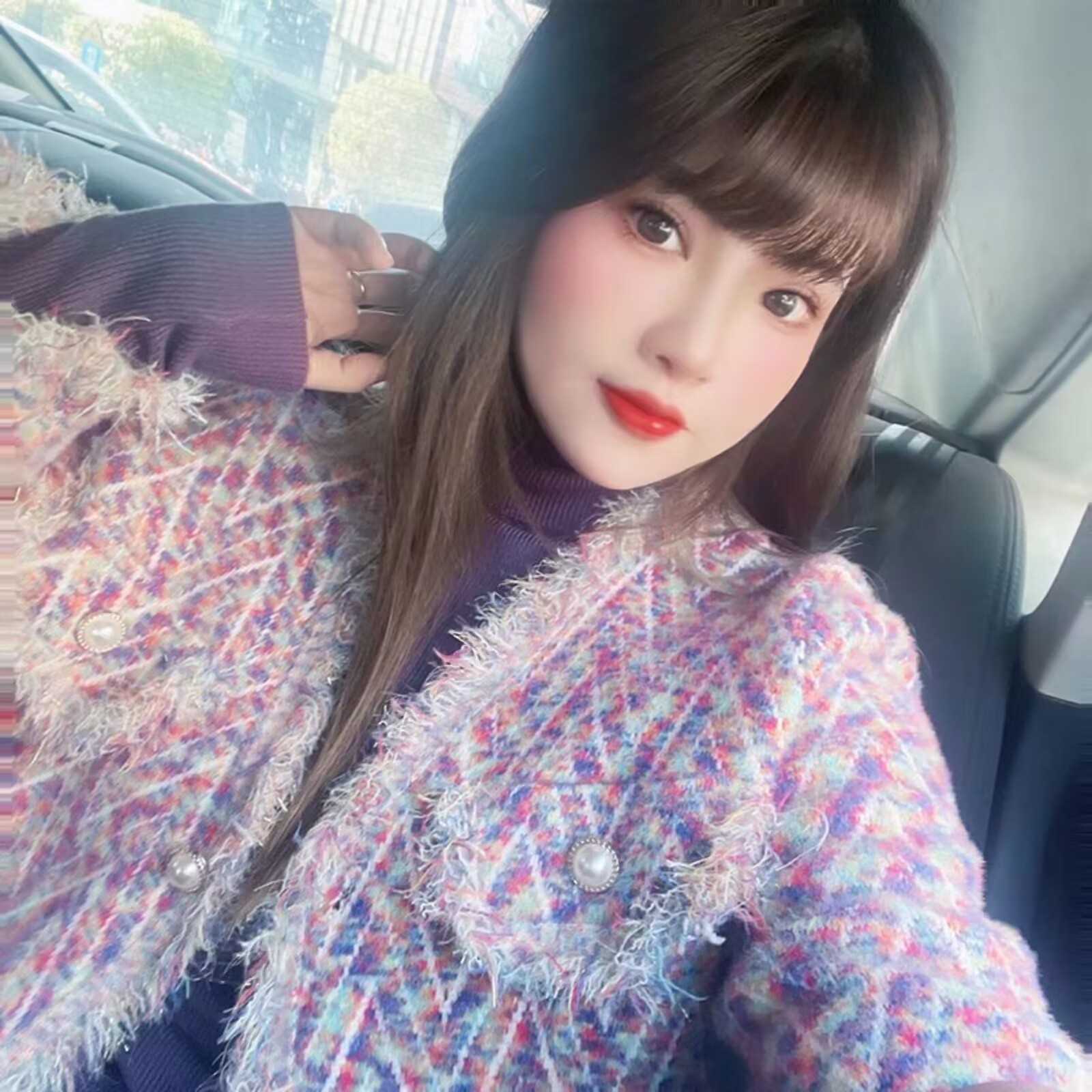 高颜值服务系妹子