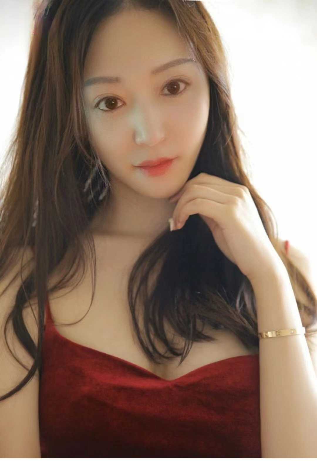 姿势非常的配合，主要是kh一流