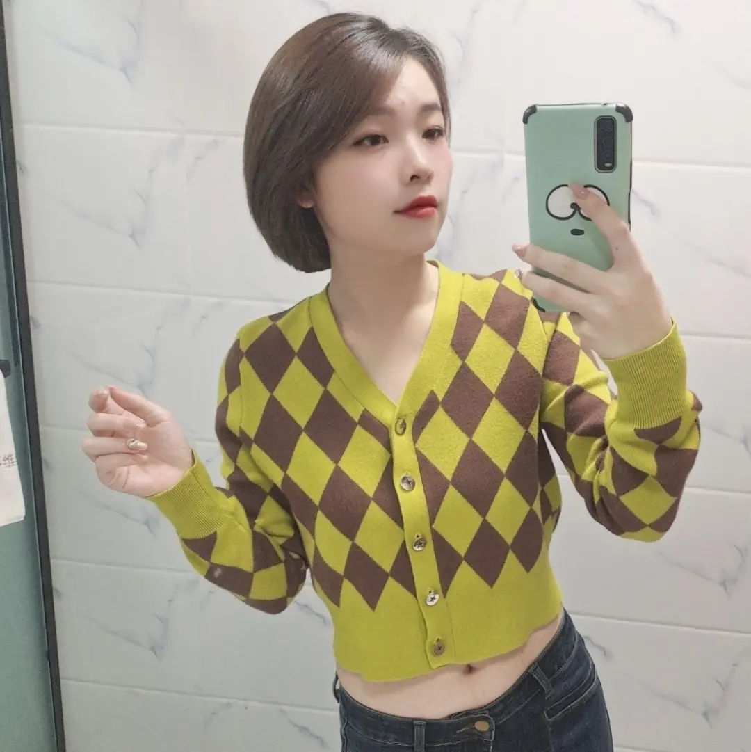 短发美女，在线求撩