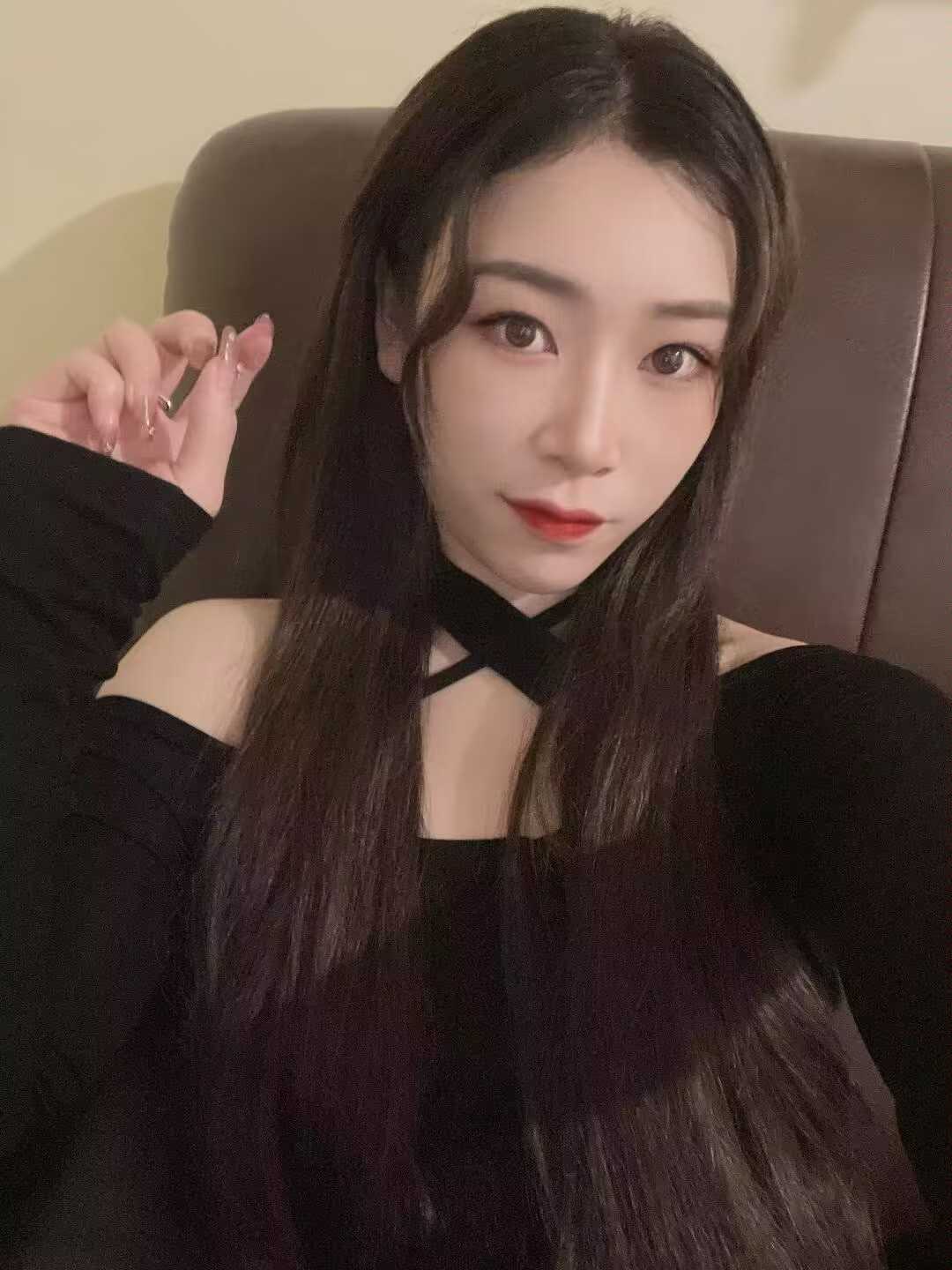 天河温柔体贴的妹妹安妮