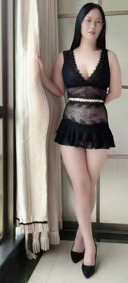 d乳轻熟，服务销魂，皮肤很白的川姐姐