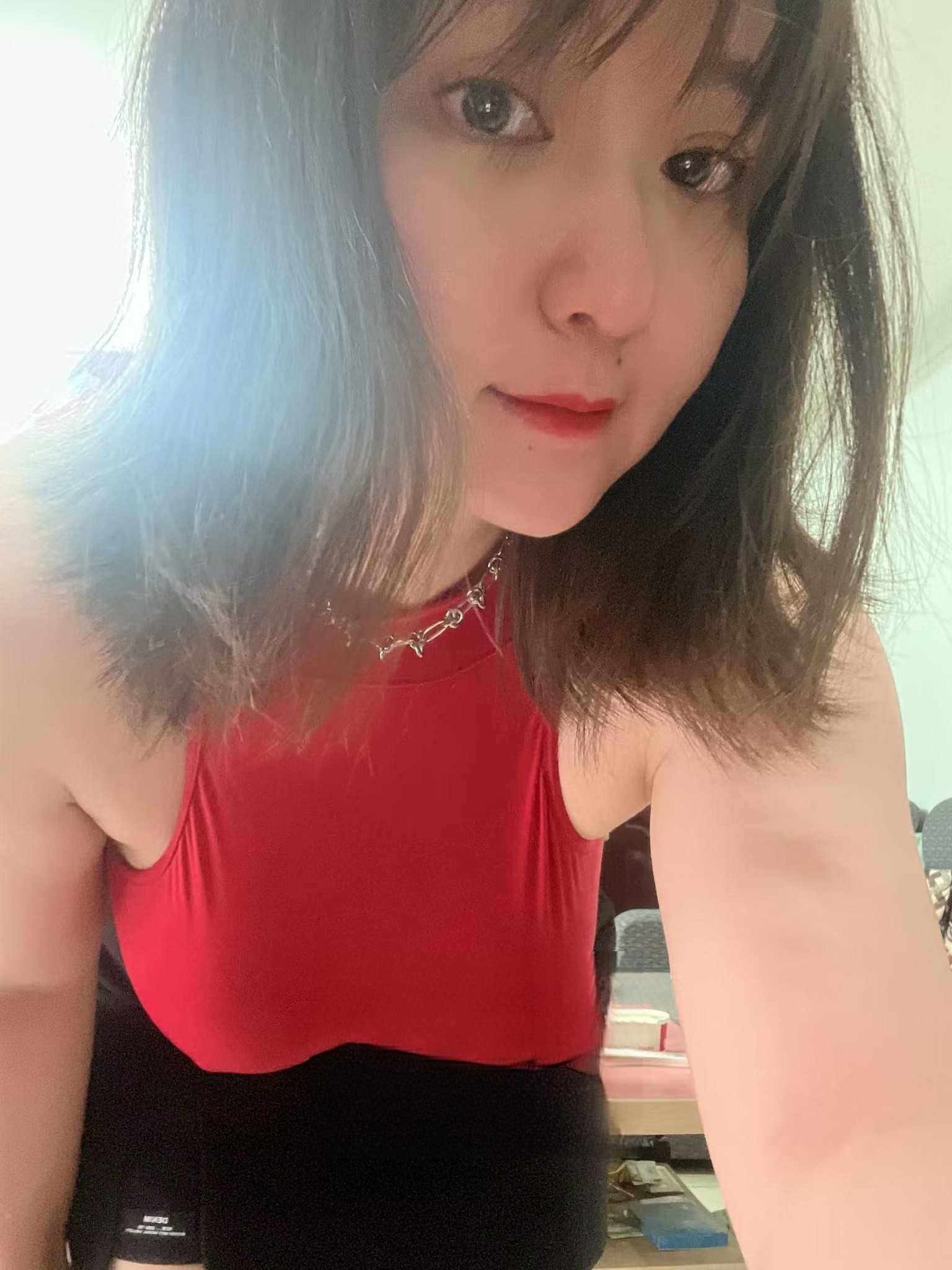 f罩杯爆乳小姐姐