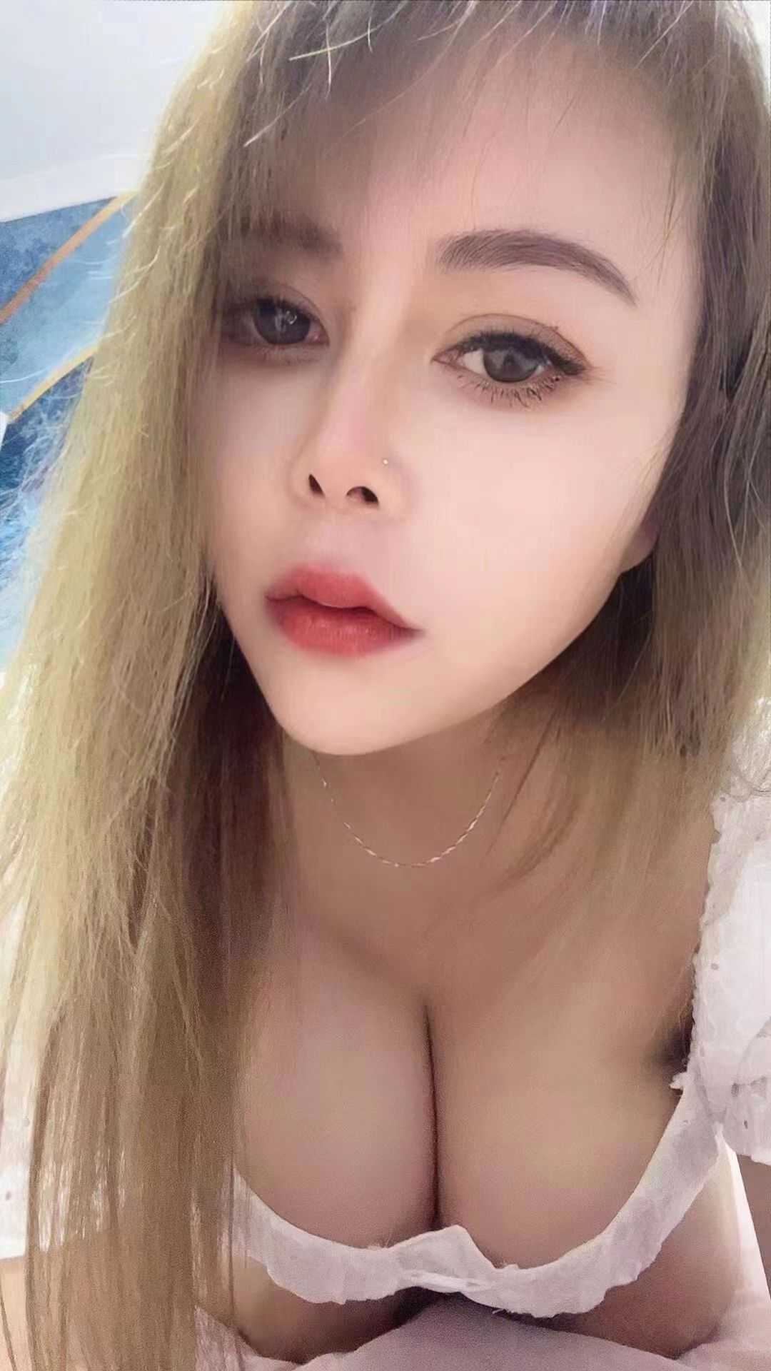 姿势随意配合度高很满意