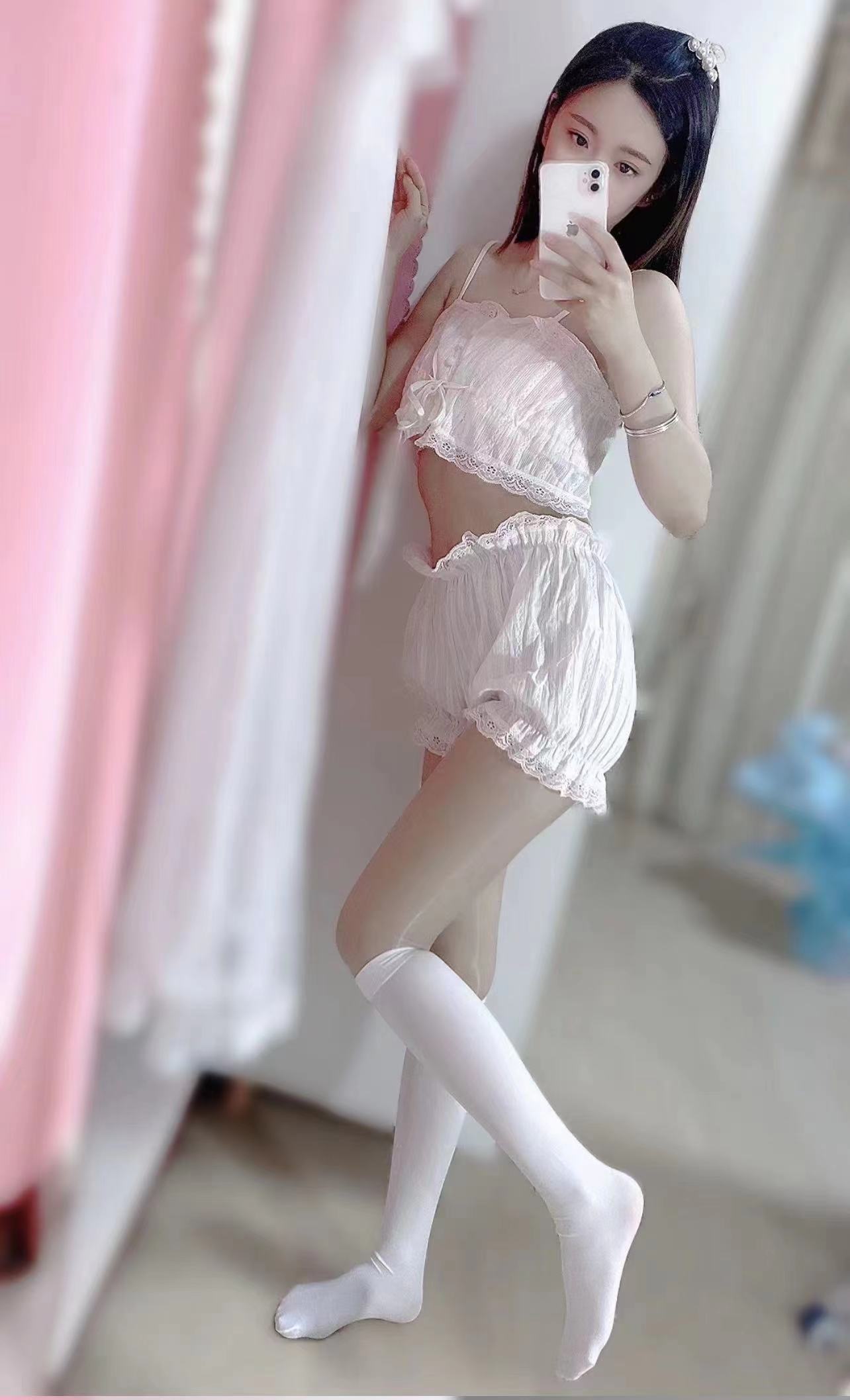 甜美系性感小丸子