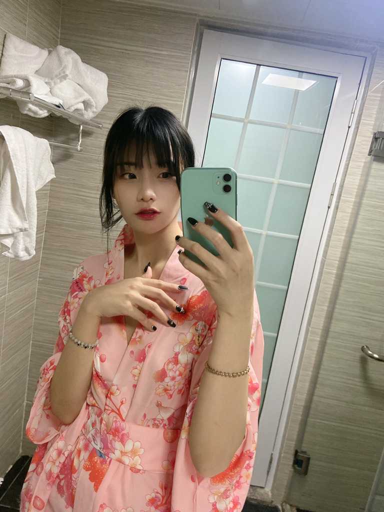 服务系漂亮妹子