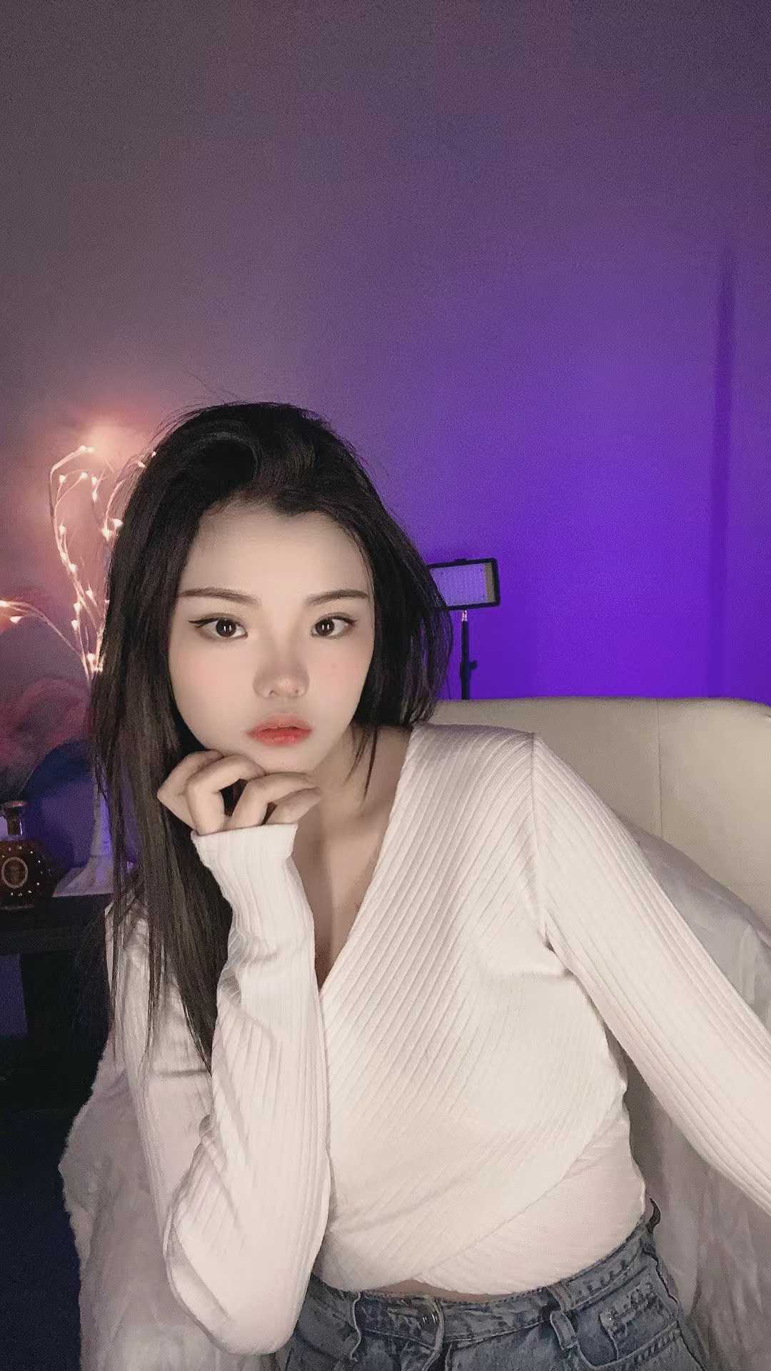 技术不错的年轻妹子