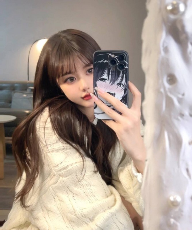 00后刚刚毕业甜美风妹子