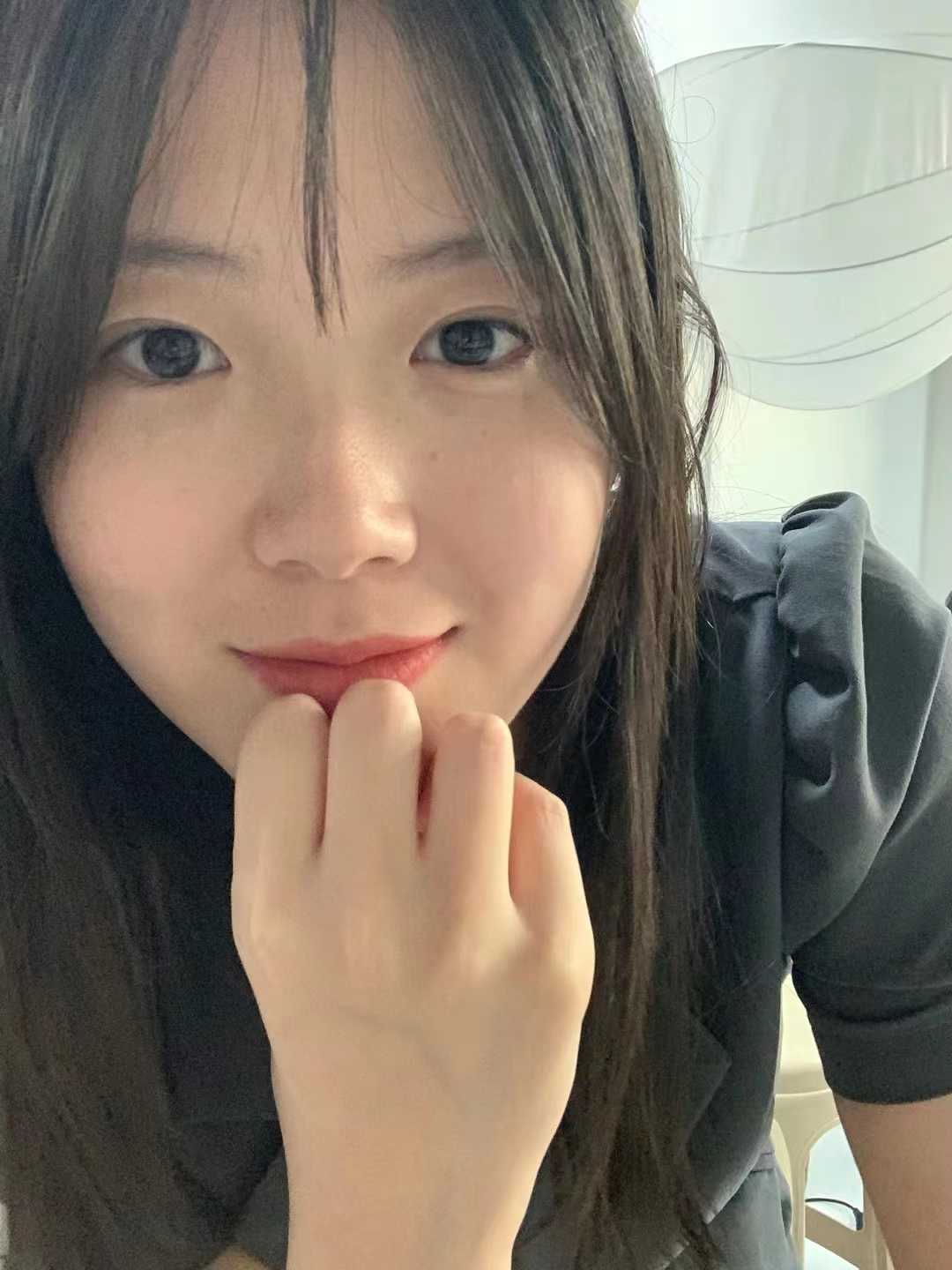 年轻漂亮粉嫩水多