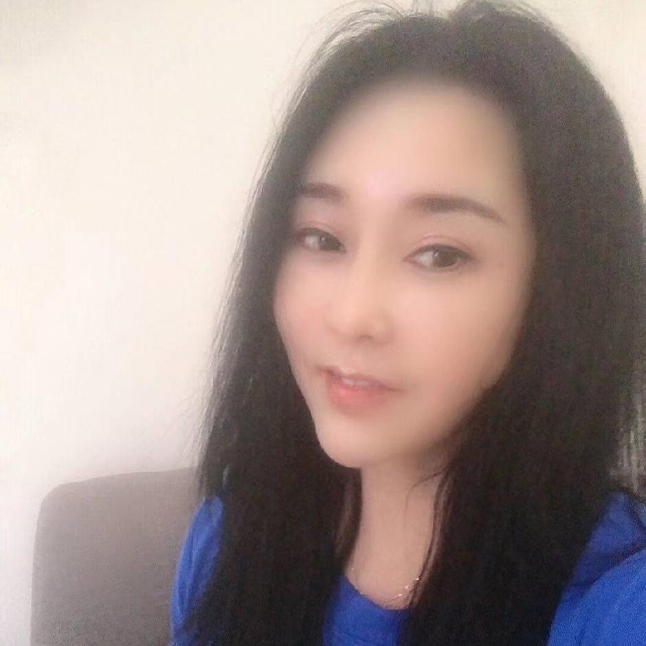 月星家居的小姐姐