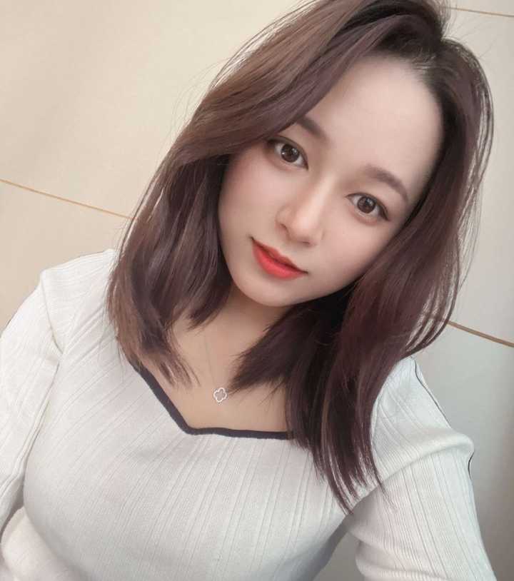 旅游重庆大胸小姐姐体验卡