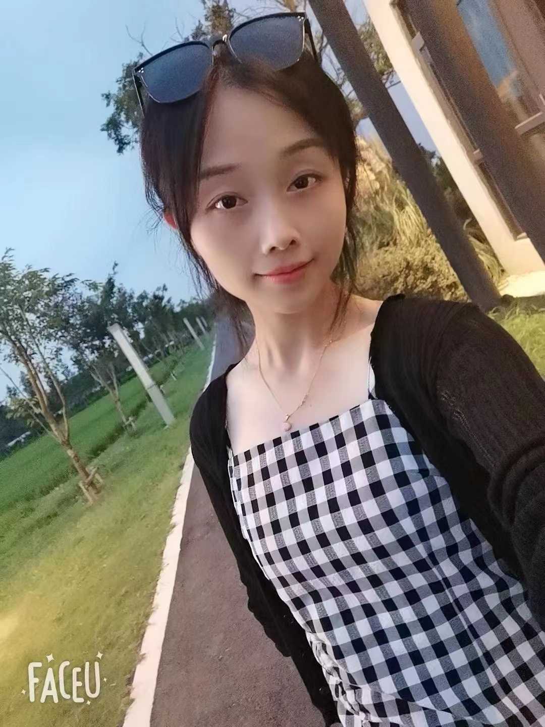 水流不止，床单都湿了，太刺激了