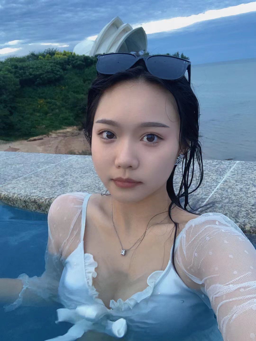 汉阳贝贝温柔可爱