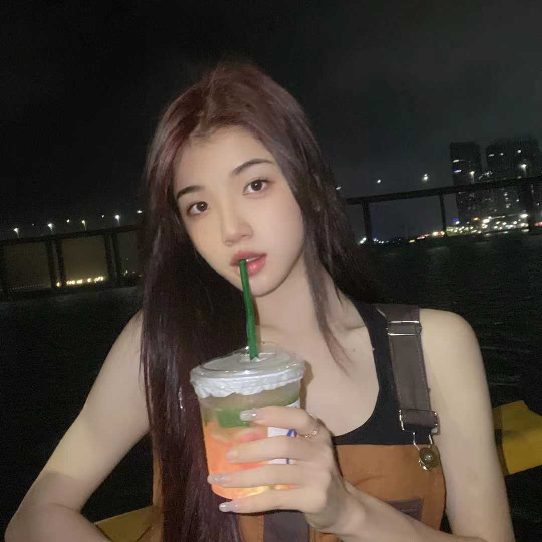 k活棒棒哒的年轻妹子