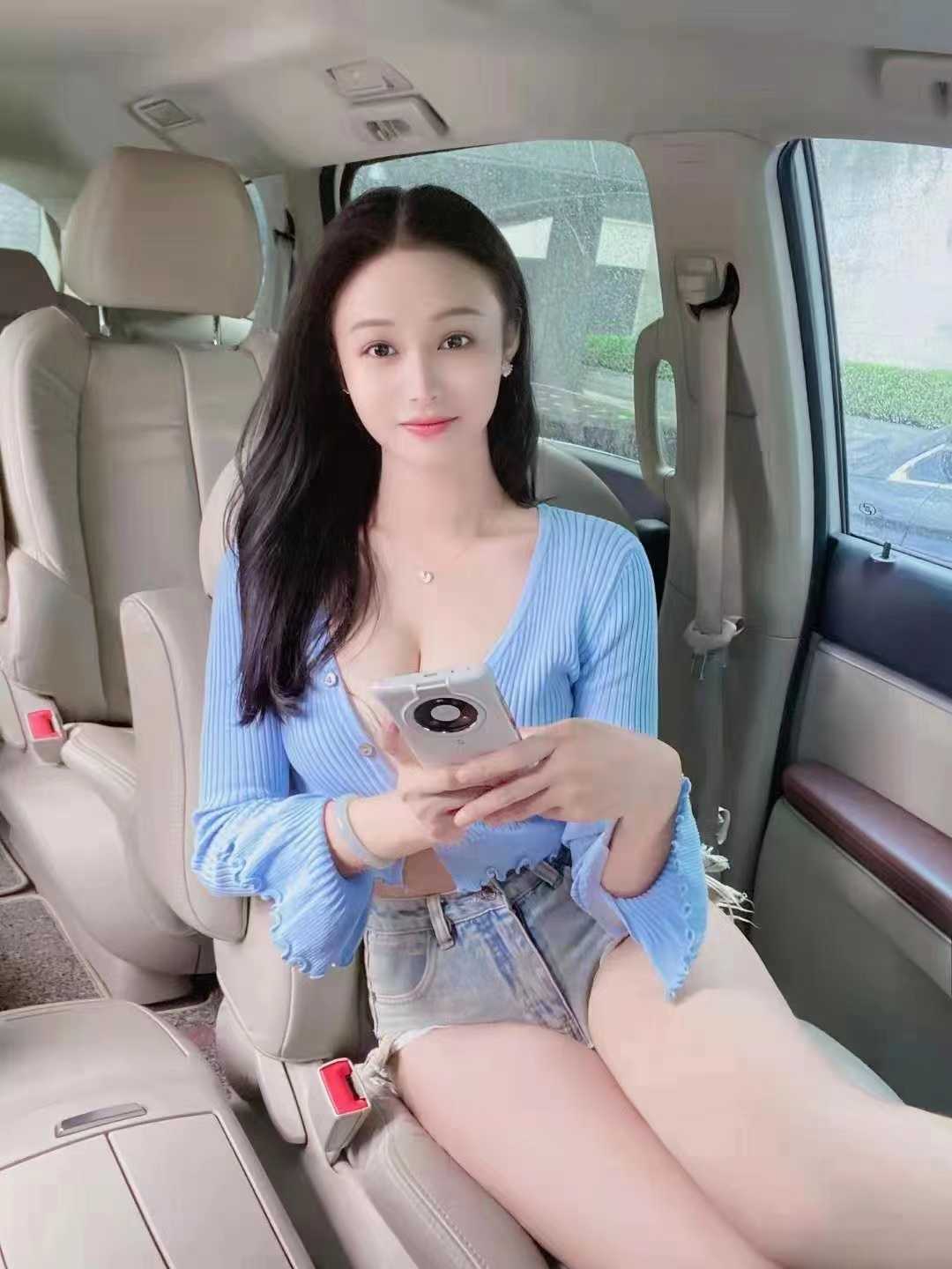 口无齿感，还很Sao的哼唧