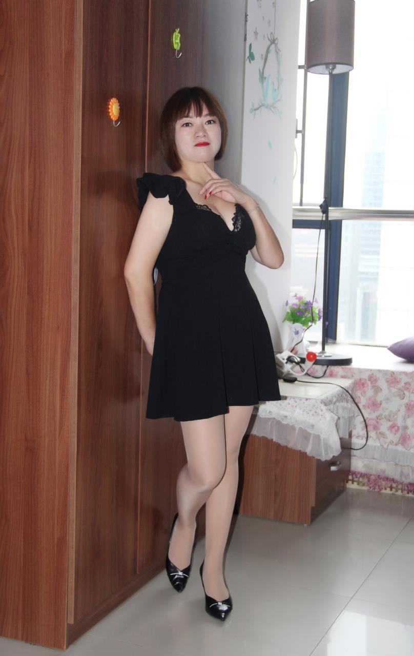 活棒技术老练的风韵少妇