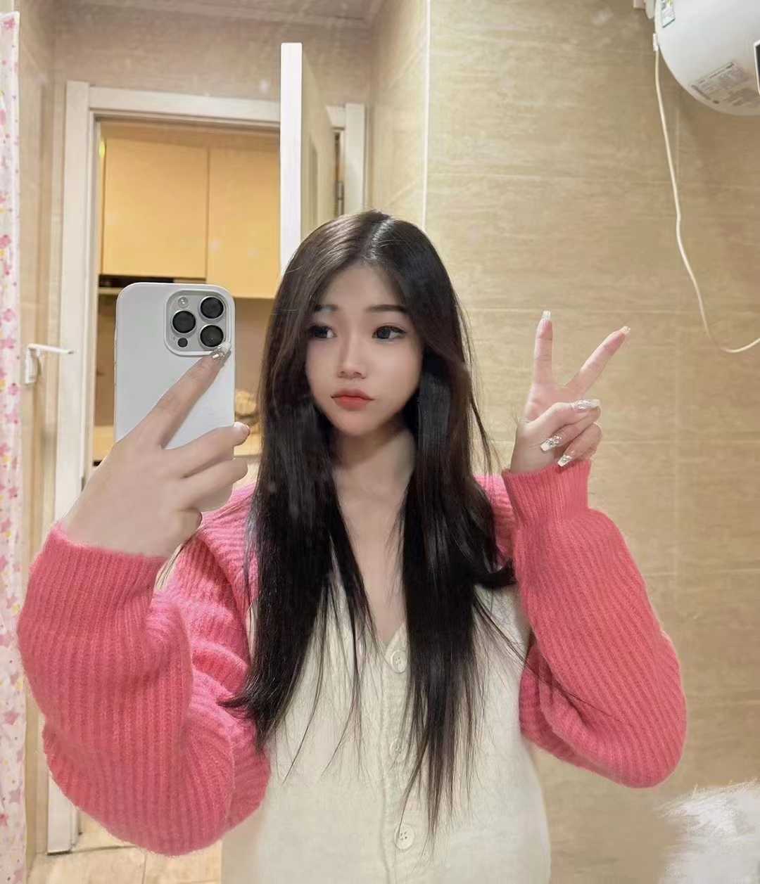 活好，水多的小嫩妹