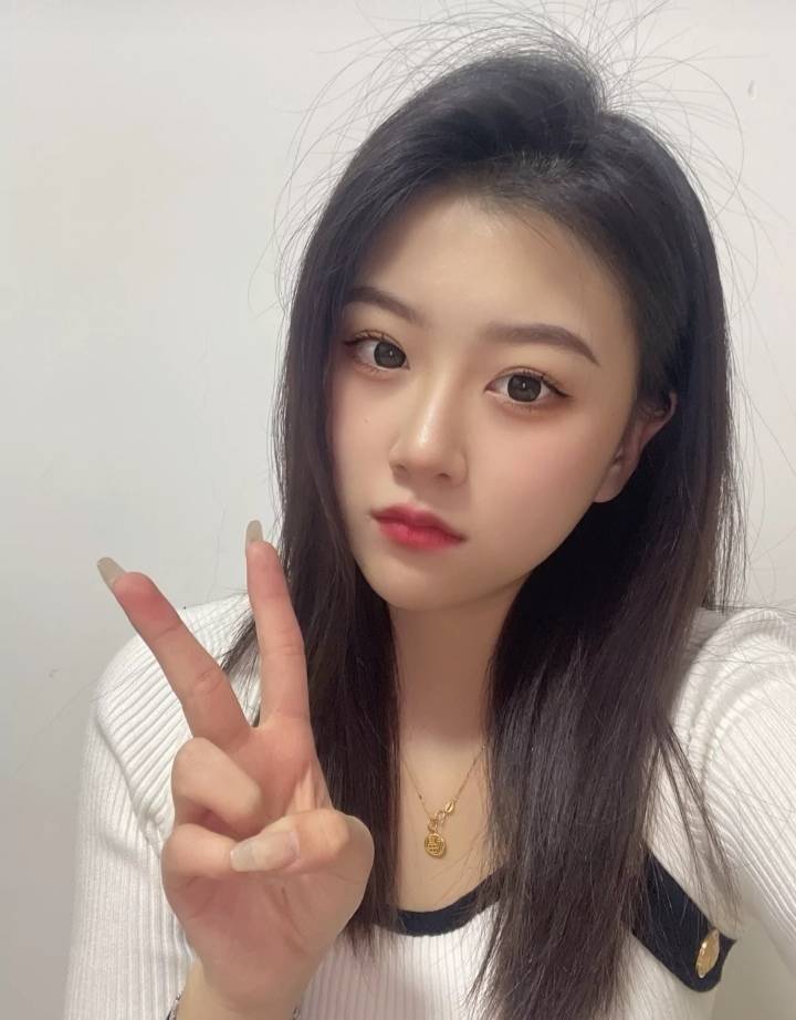 姑苏区皮肤白皙的妹子