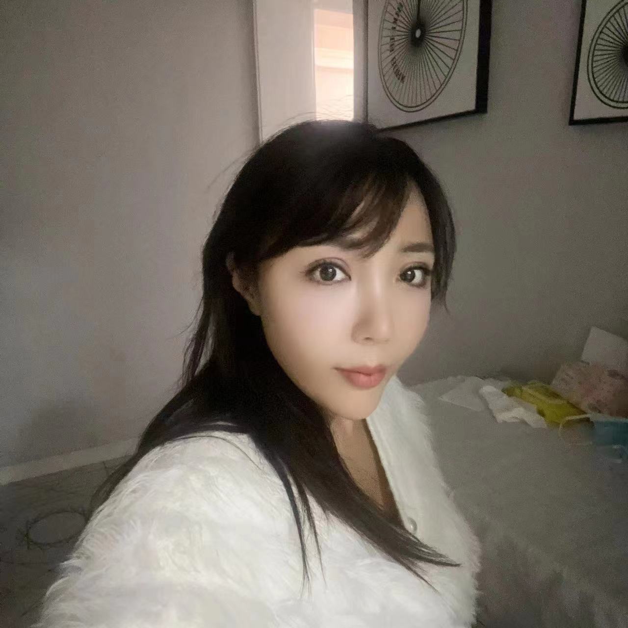 不俗的长相和身材，不俗的享受。