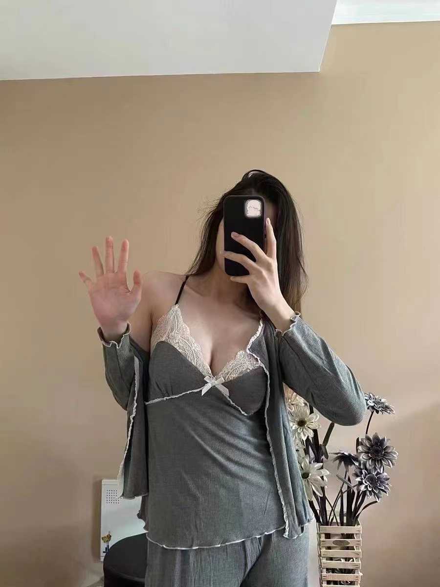 服务好性价比高的漂亮妹子