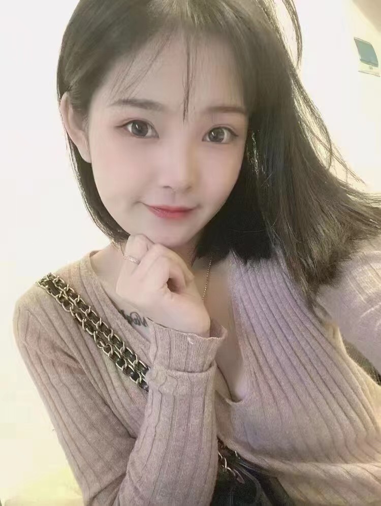 妹子性格也很好，有欲望的兄弟可以开发一下