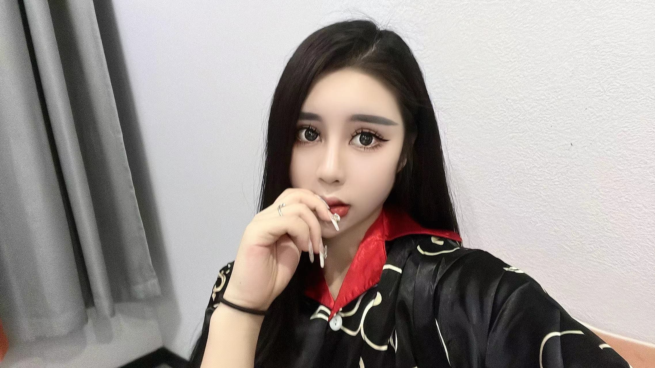 服务态度好 基本姿势配合 下紧  三点粉