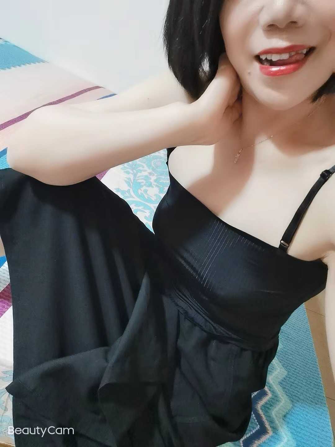 舔活很好性价比高的风韵少妇